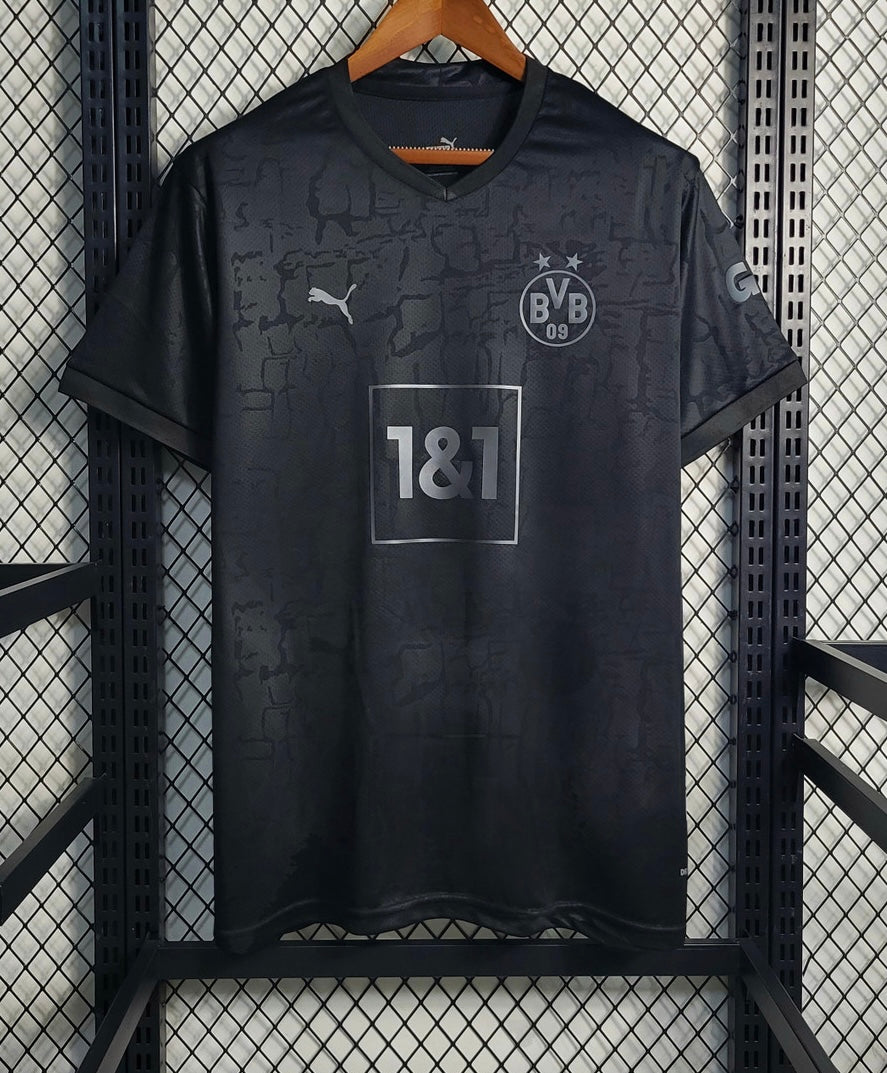 Borussia Dortmund - Triple Black Jersey